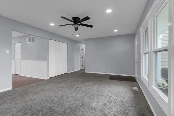 $350,000 | 1295 Foxcroft Drive, Aurora, IL 60506