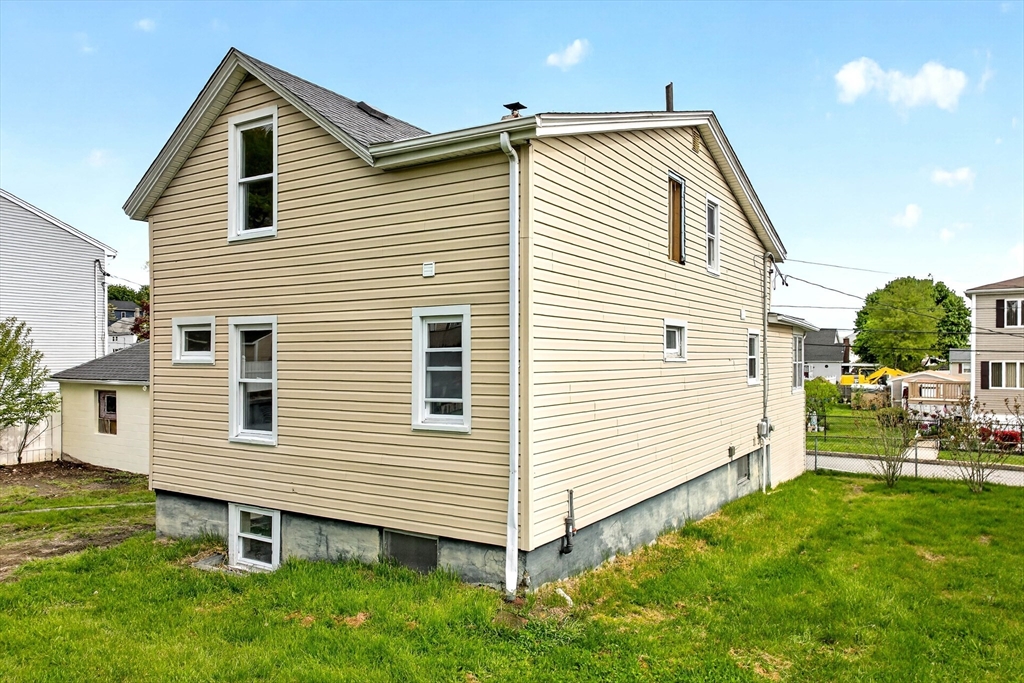 49 Denver Street Fall River, MA 02721 - Photo 33 of 37