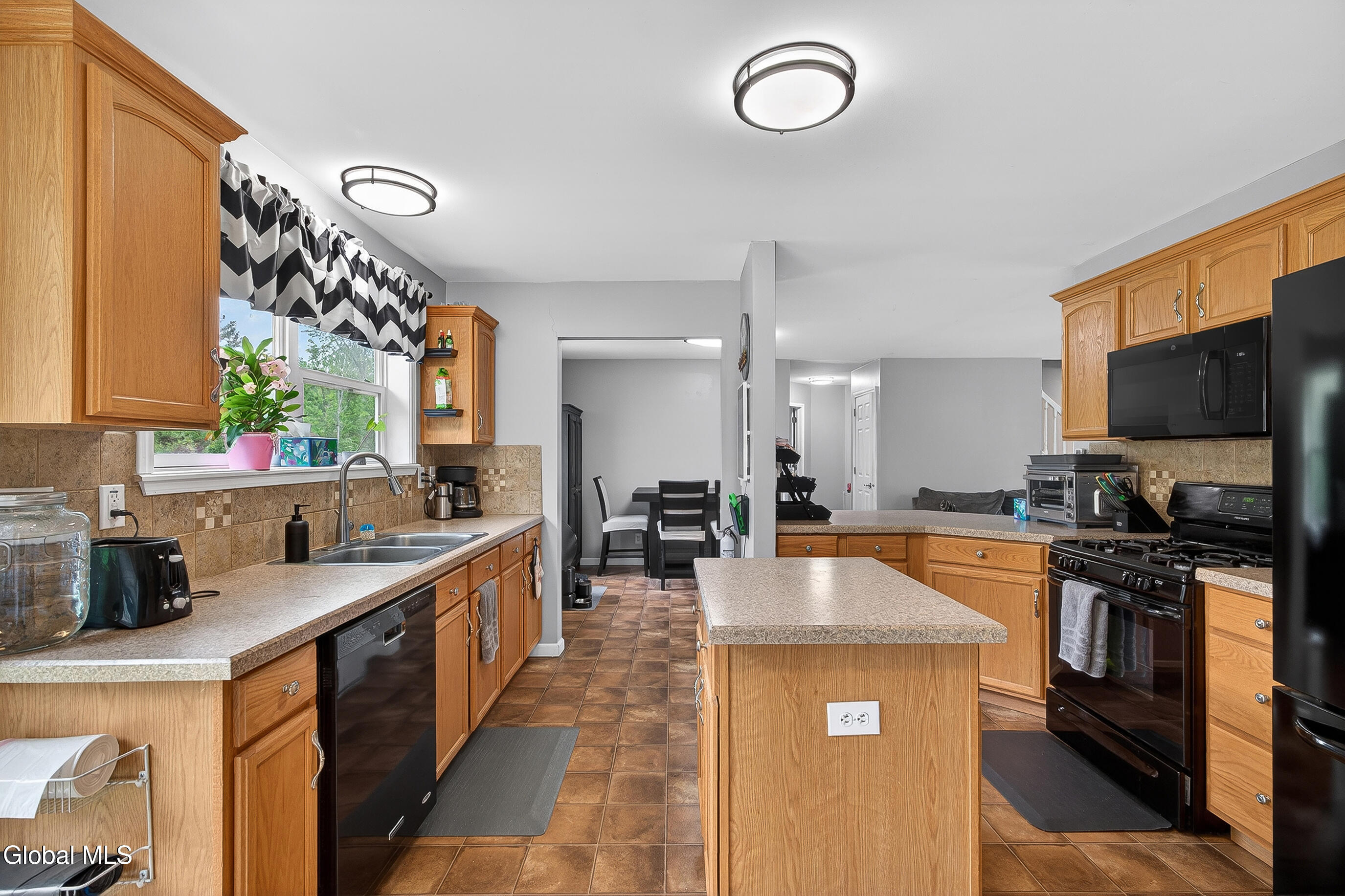 170 Sullivan Road Charleston, NY 12066 - Photo 16 of 81 060-170-Sullivan-Road-Esperance-NY-12066