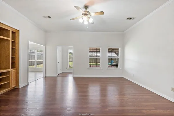 $2,600 | 3704 Eastshire Court, Bryan, TX 77802