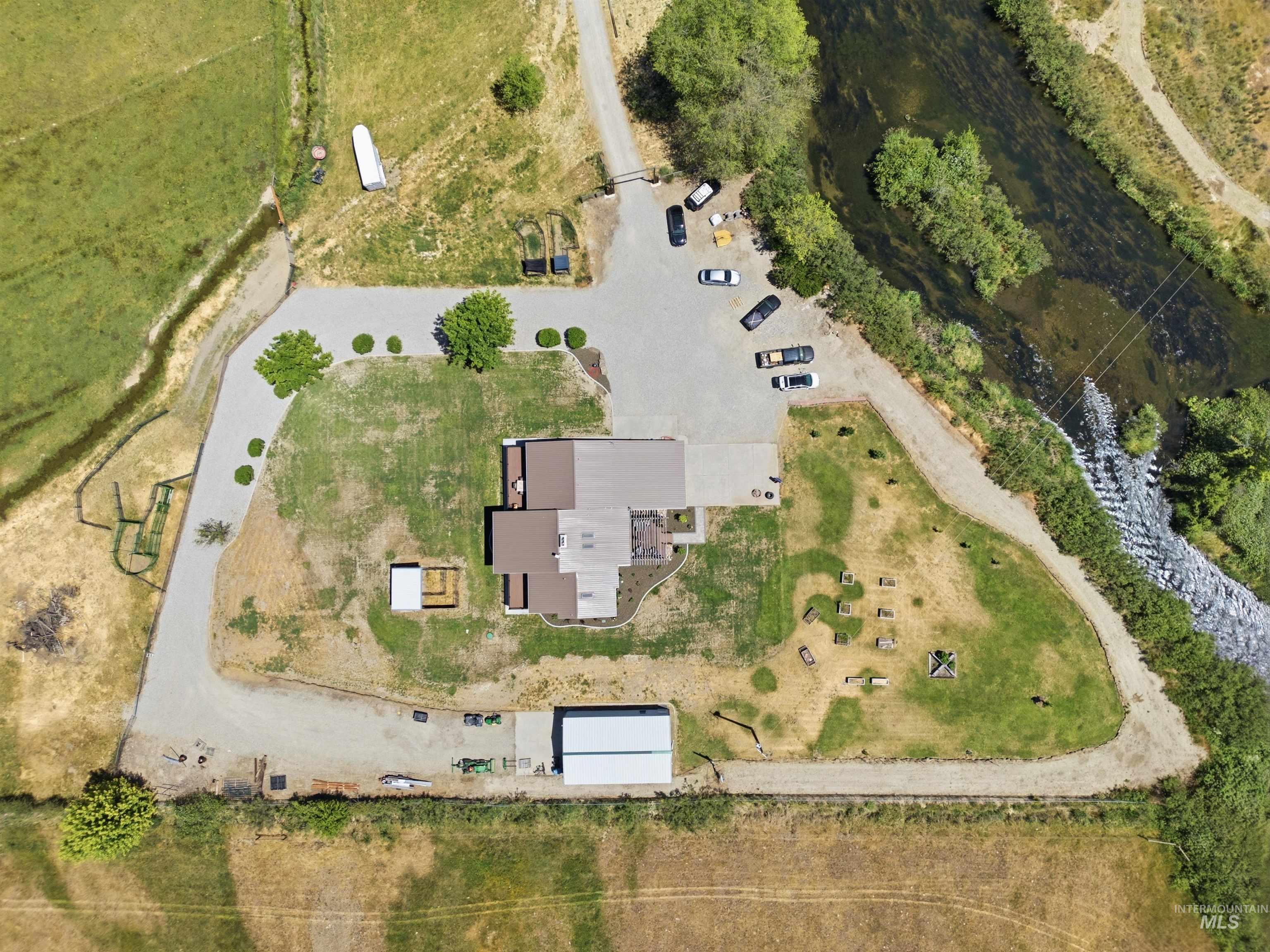 5595 Cascade Road Emmett, ID 83617 - Photo 5 of 50