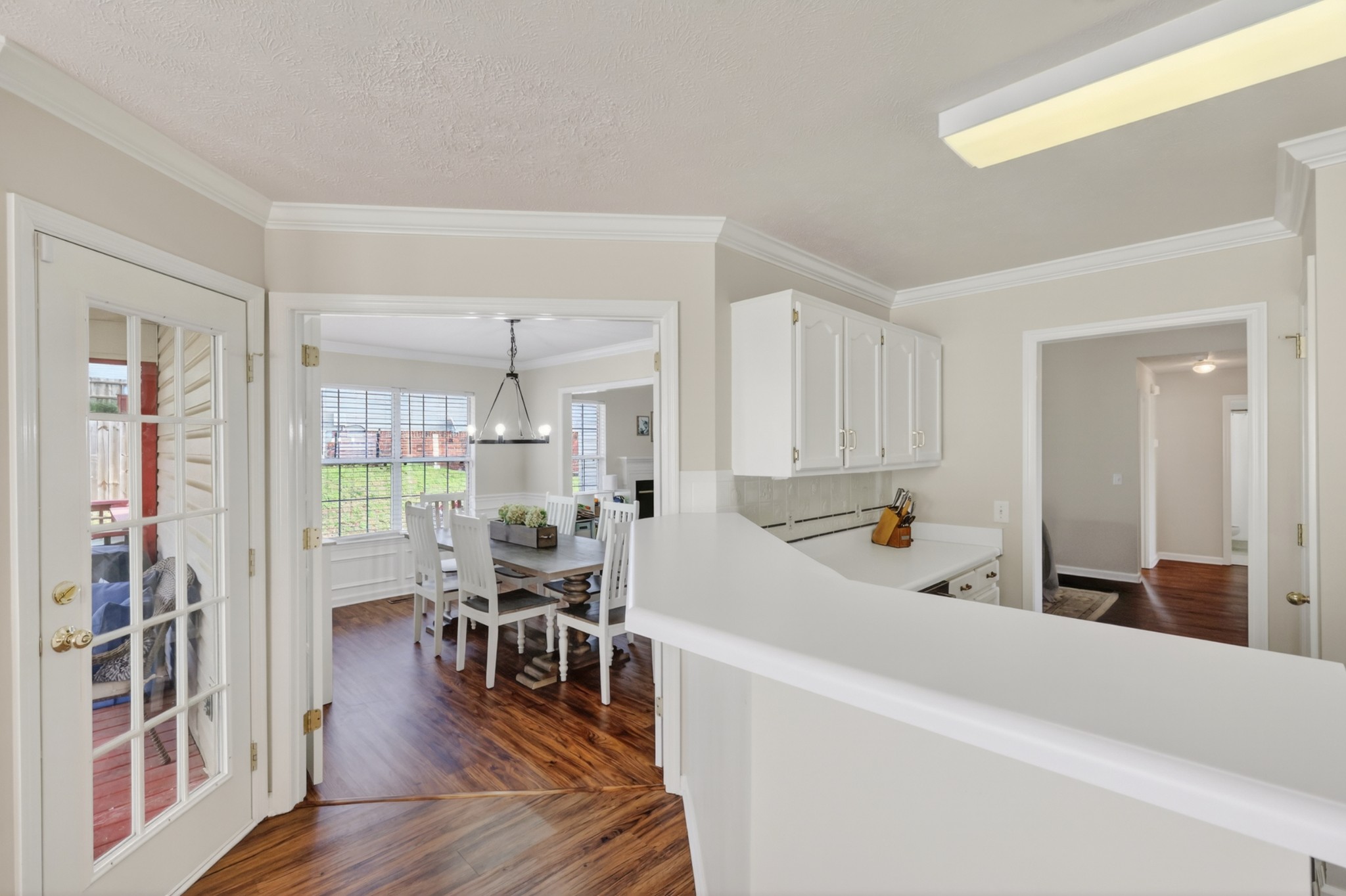 136 Holt Hills Road Nashville, TN 37211 - Photo 12 of 30 a living room with furniture and wooden floor