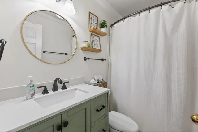 $450,000 | 136 Holt Hills Road, Nashville, TN 37211