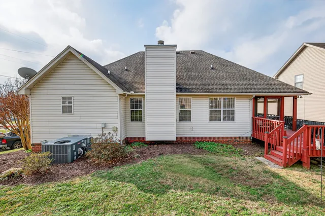 $450,000 | 136 Holt Hills Road, Nashville, TN 37211