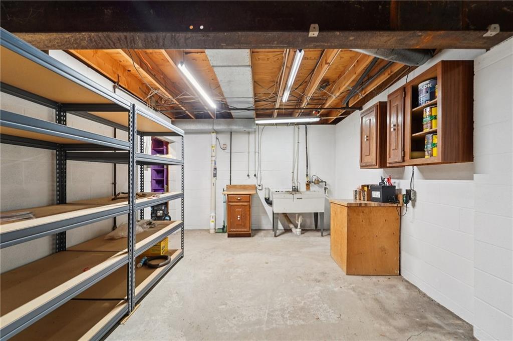 124 Harriet Drive Lower Burrell, PA 15068 - Photo 35 of 42