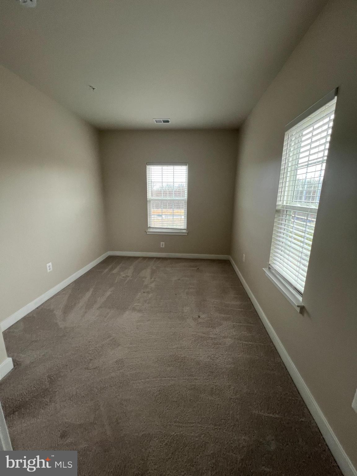 1550 Adamson Way Bowie, MD 20716 - Photo 11 of 36 3rd bedroom