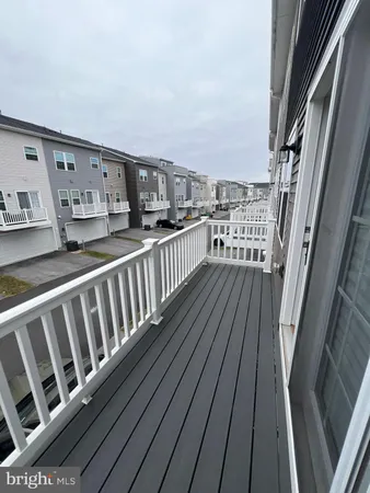 a view of a garage