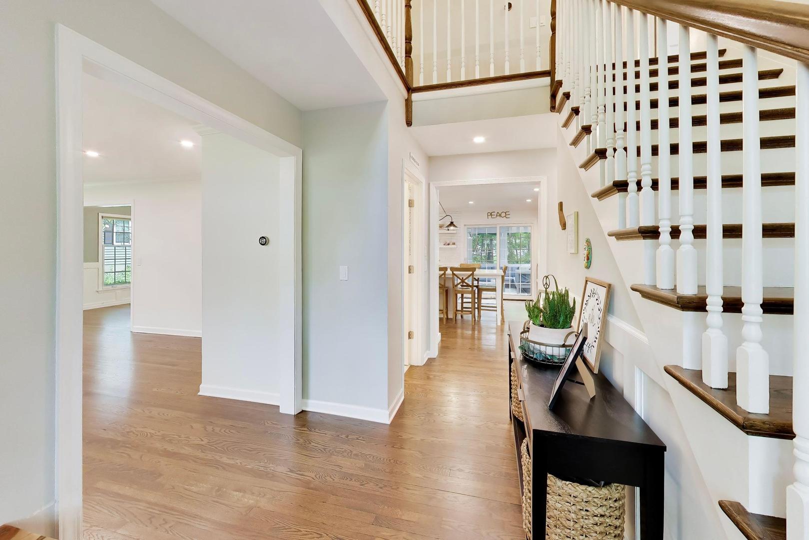 455 Sunset Road Barrington, IL 60010 - Photo 2 of 63