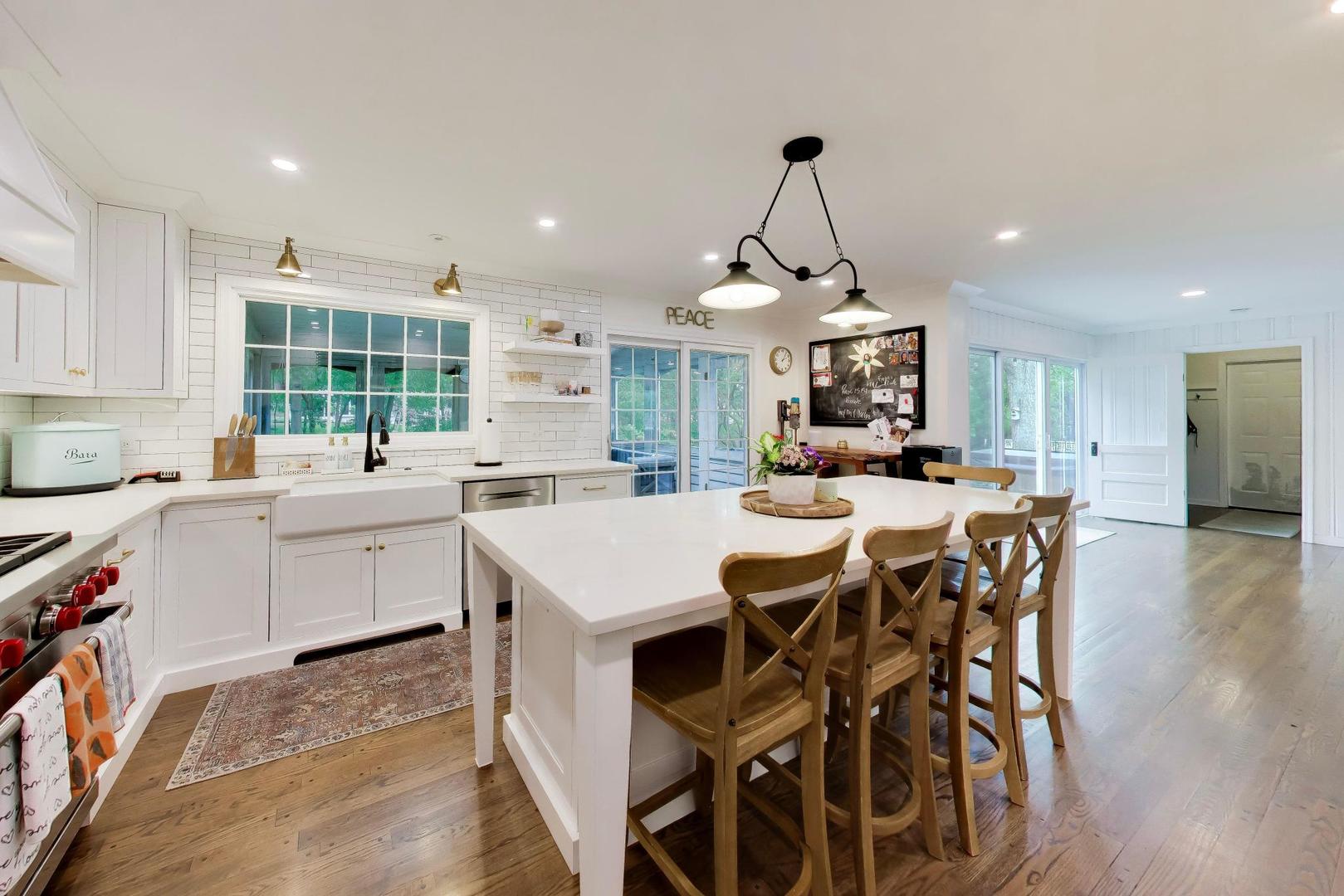 455 Sunset Road Barrington, IL 60010 - Photo 8 of 63