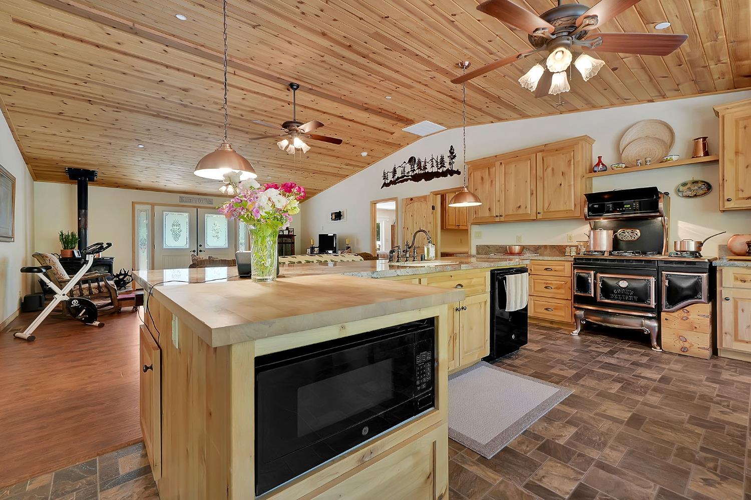 2059 Winton Road West Point, CA 95255 - Photo 15 of 80