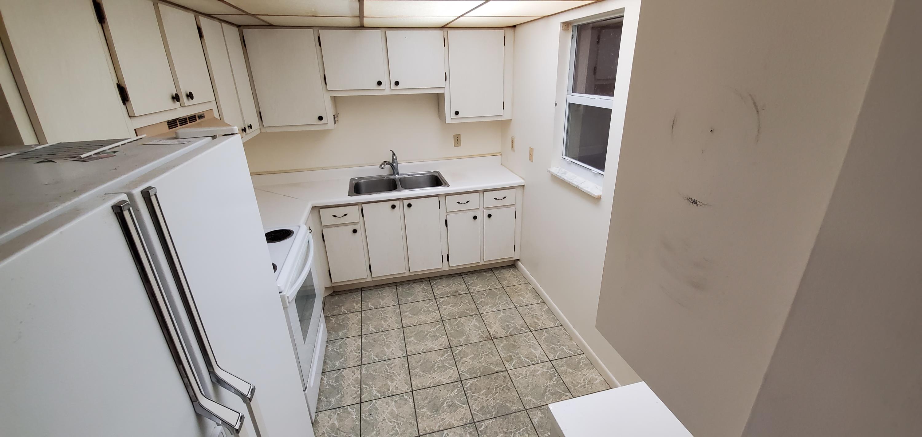 506 Davis Road, Unit 77 Palm Springs, FL 33461 - Photo 9 of 17 20200109_165823