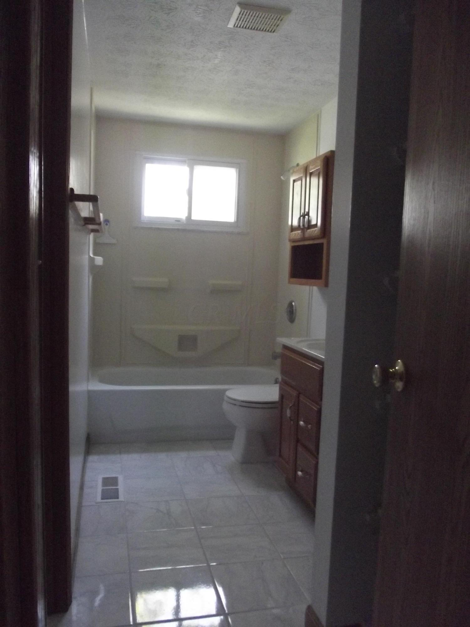 3440 Fox Run Road Westerville, OH 43081 - Photo 15 of 41 Gallery Image 15