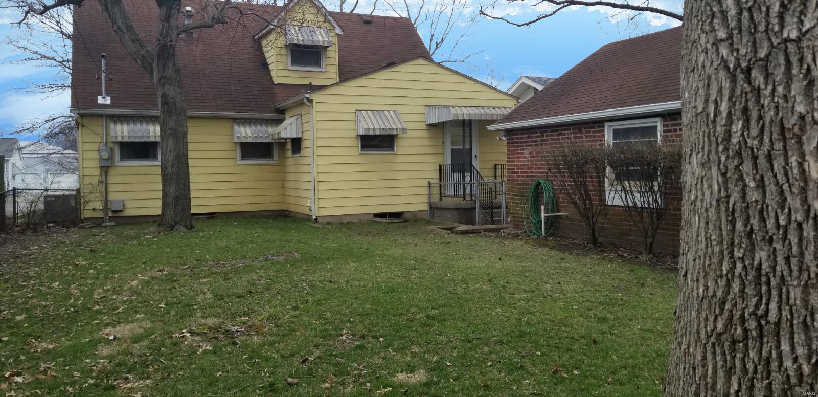 1618 Spring Avenue Granite City, IL 62040 - Photo 2 of 40 Gallery Image 2