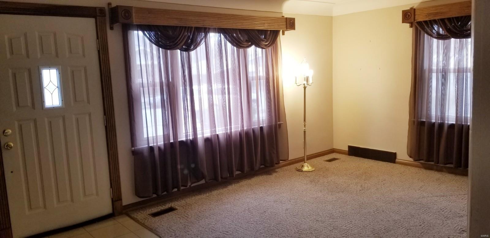 1618 Spring Avenue Granite City, IL 62040 - Photo 5 of 40 Gallery Image 5