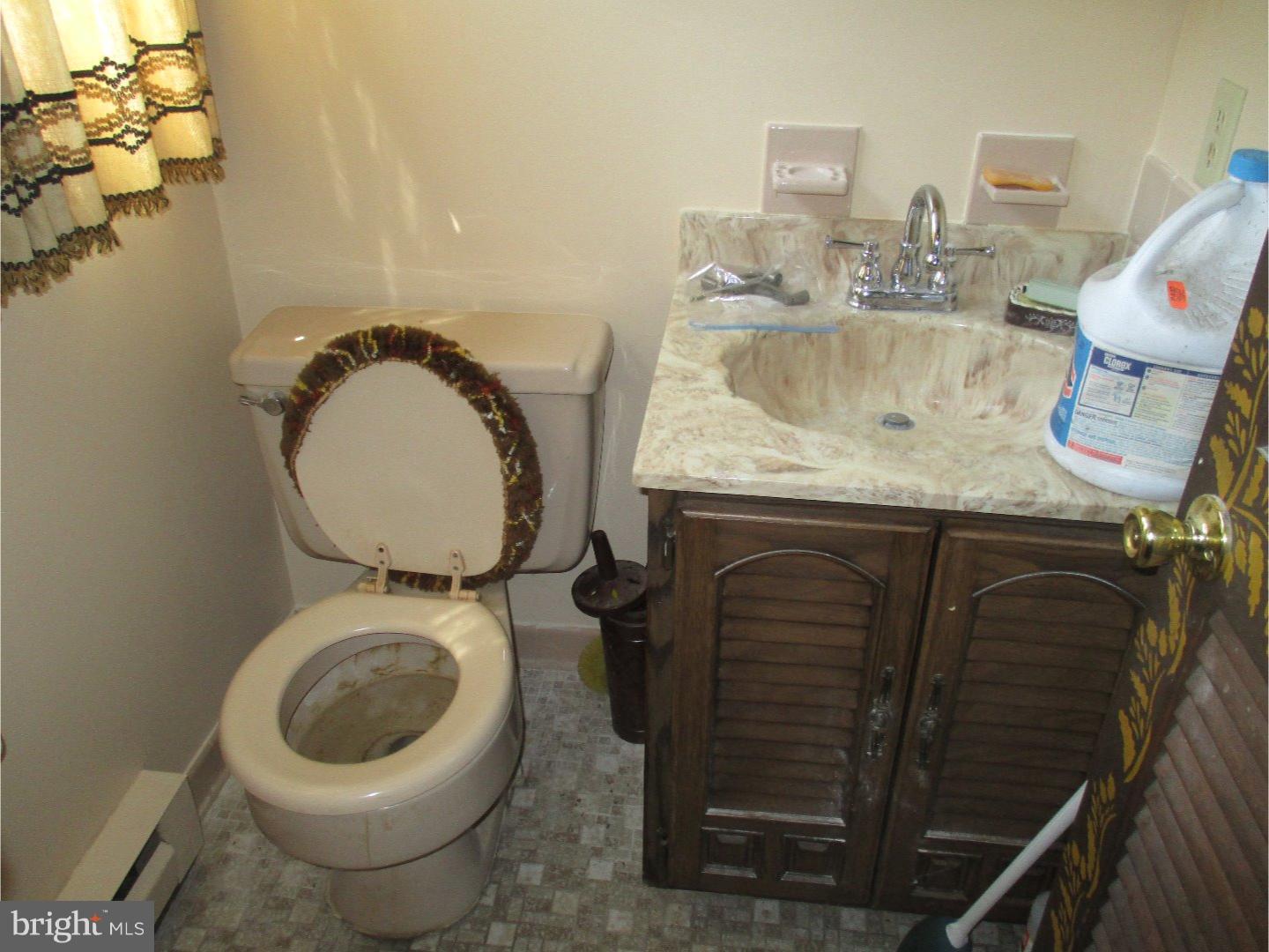 1210 Center Street Hazleton, PA 18202 - Photo 13 of 14 Bathroom