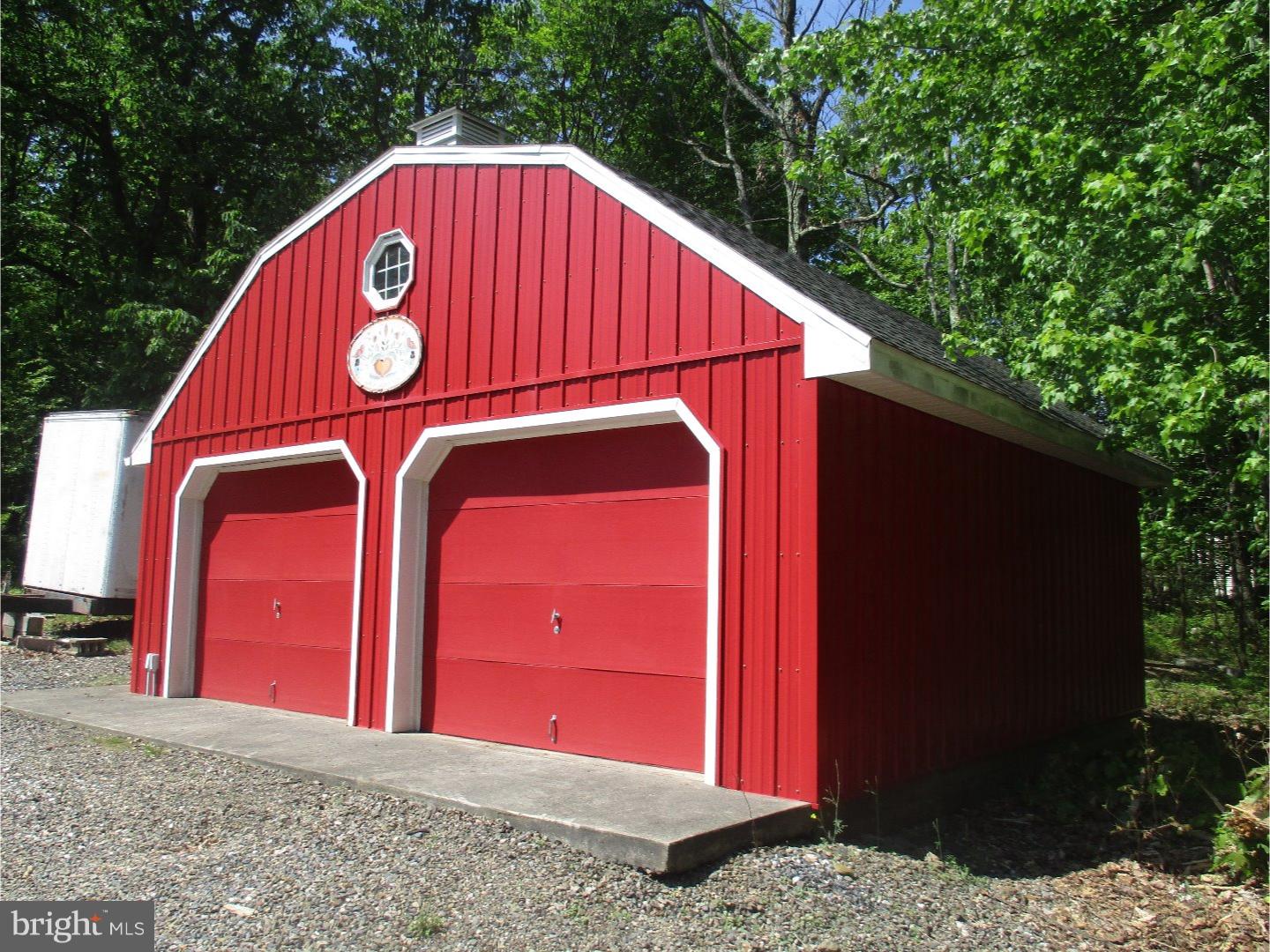 1210 Center Street Hazleton, PA 18202 - Photo 3 of 14 Garage