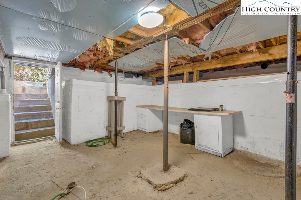 156 Olancha Avenue Boone, NC 28607 - Photo 17 of 23 a view of a room with gym equipment