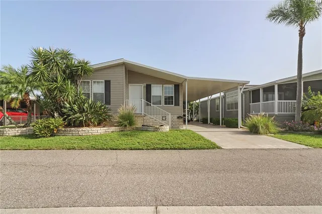 $249,000 | 2100 Kings Highway, Unit 742, Port Charlotte, FL 33980