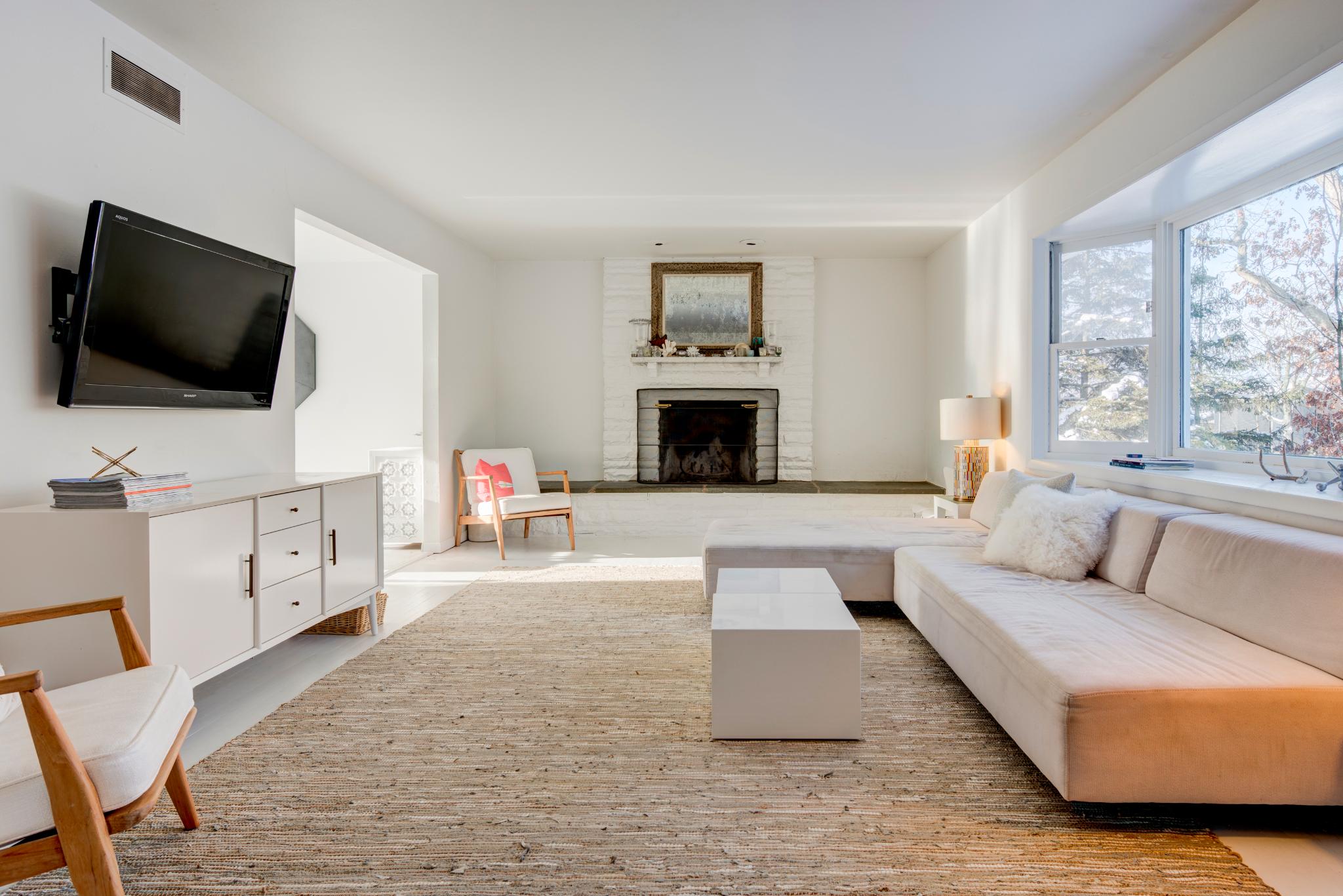 60 Bluff Point Road Sag Harbor, NY 11963 - Photo 5 of 10 Gallery Image 5