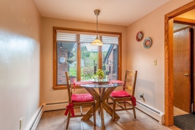 560 Middle Street Amherst, MA 01002 - Photo 16 of 42