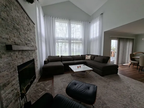 $465,000 | 3960 Vesper Court, Naperville, IL 60564