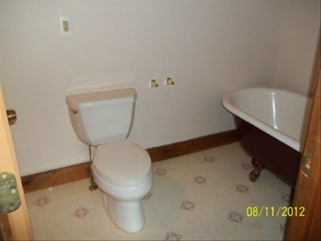 1325 Will Carleton Road Carleton, MI 48117 - Photo 13 of 14 20099954-12.JPG