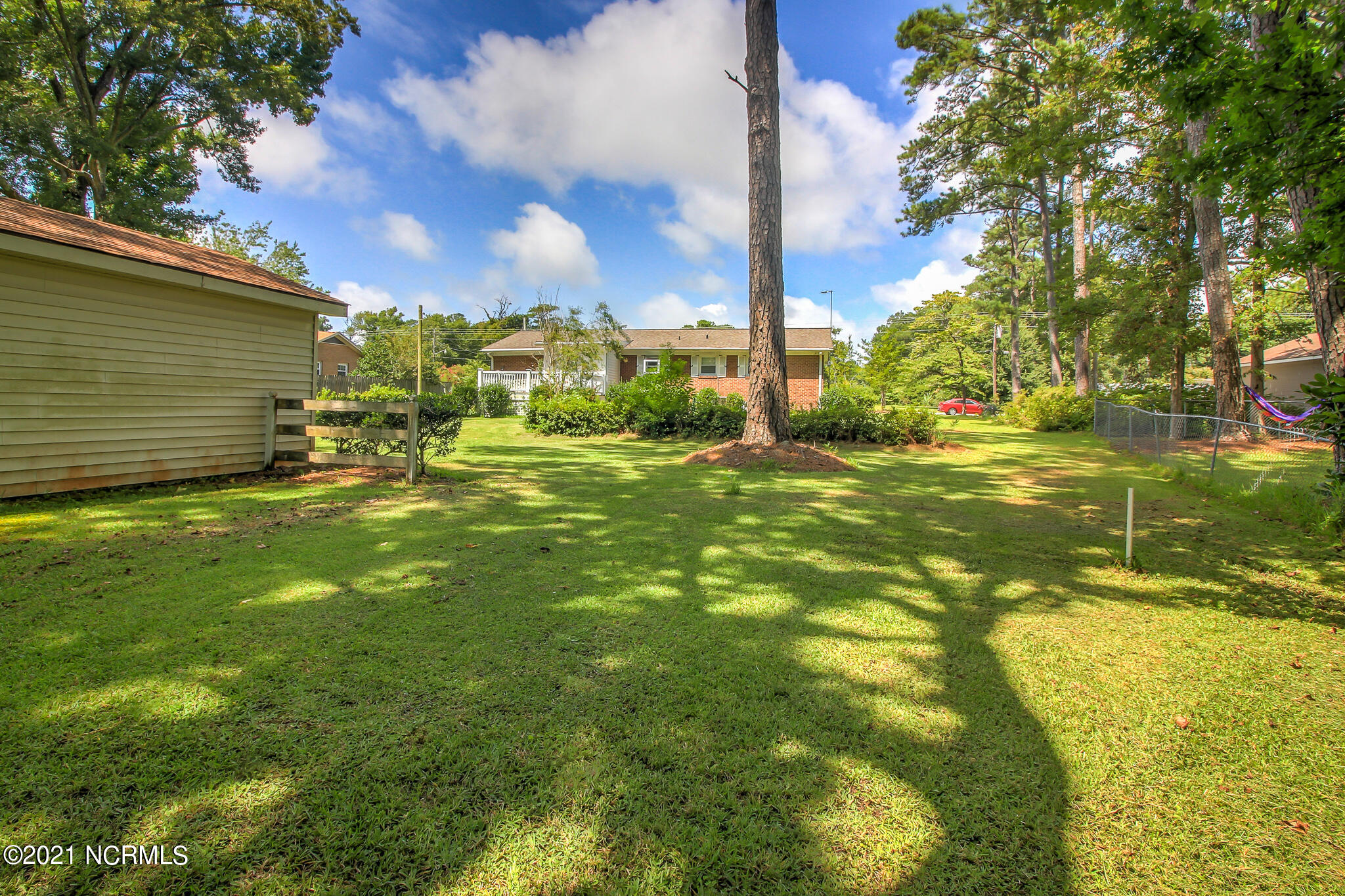 3709 Country Club Road Morehead City, NC 28557 - Photo 9 of 13 Back Yard