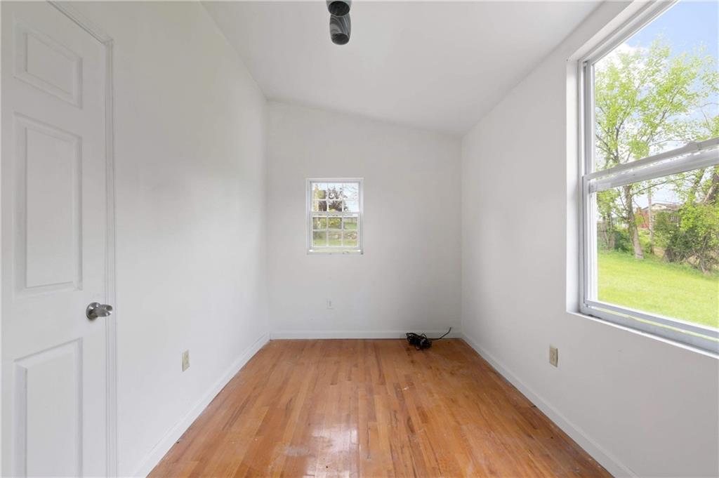 485 Pierson Run Road Pittsburgh, PA 15239 - Photo 16 of 27