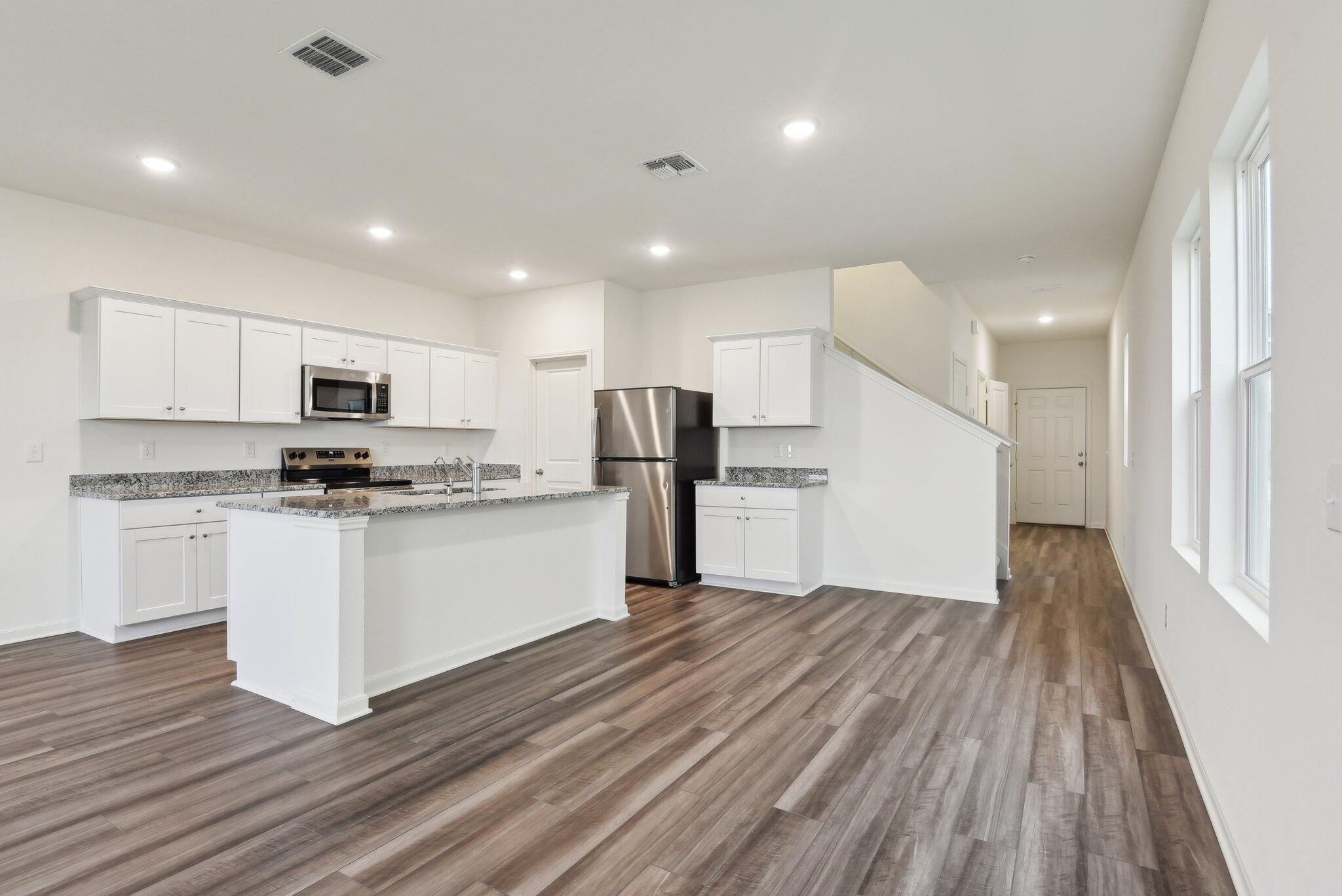 8867 Salamander Road, Unit 26 North Charleston, SC 29406 - Photo 2 of 13 Ross Kitchen Vacant