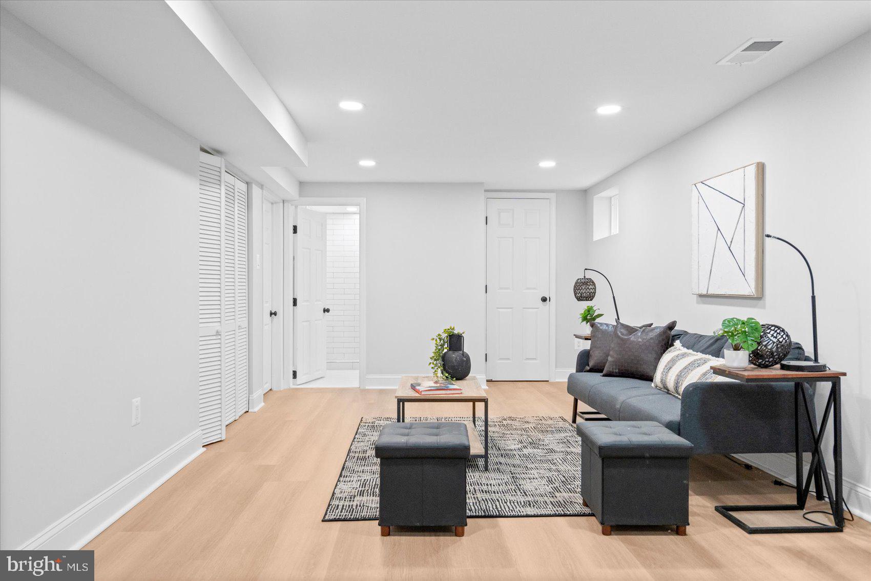 4513 Raspe Avenue Baltimore, MD 21206 - Photo 35 of 72 Gallery Image 35