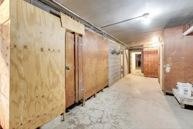 $215,000 | 2641 West Fitch Avenue, Unit 2, Chicago, IL 60645