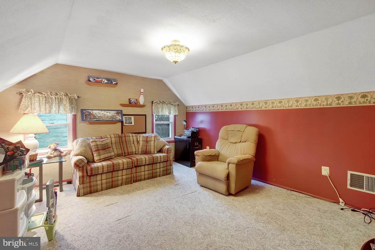 111 Pinehurst Road York, PA 17402 - Photo 19 of 26 Gallery Image 19