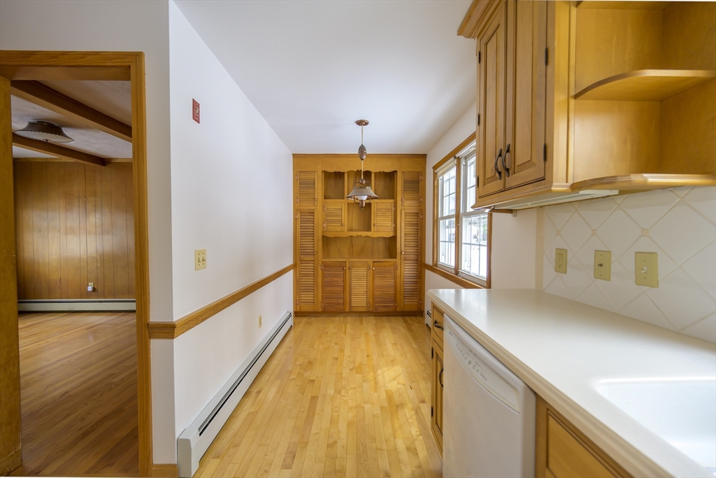 208 Rolling Ridge Road Amherst, MA 01002 - Photo 10 of 42
