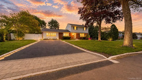 $999,000 | 30 Sarina Drive, Commack, NY 11725