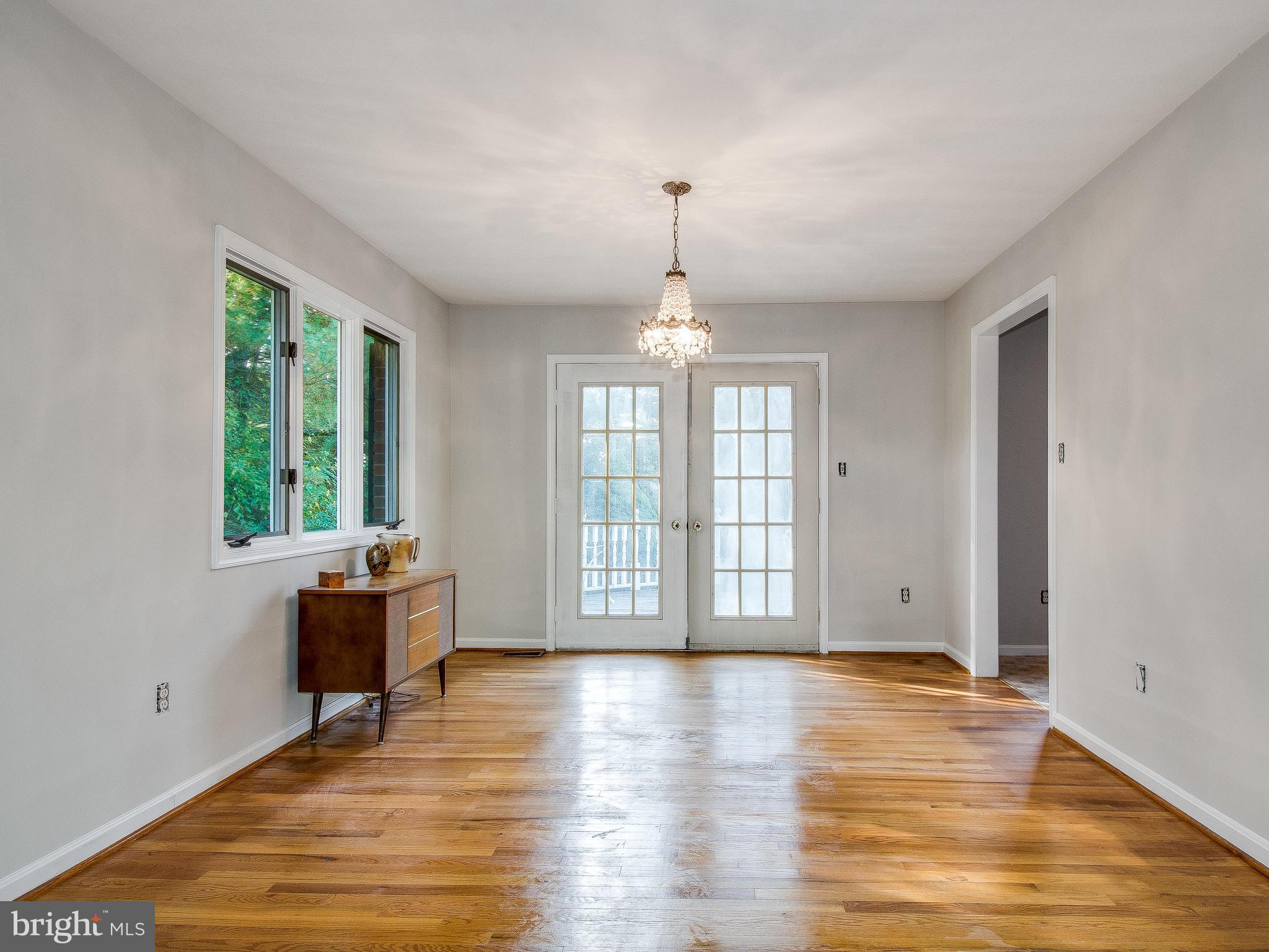3820 Nicholson Road Westminster, MD 21157 - Photo 7 of 25 Dining Room