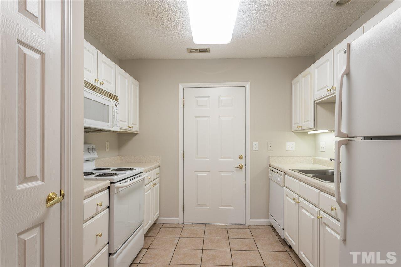 11361 Clubhaven Place, Unit 101 Raleigh, NC 27617 - Photo 14 of 26 Gallery Image 14