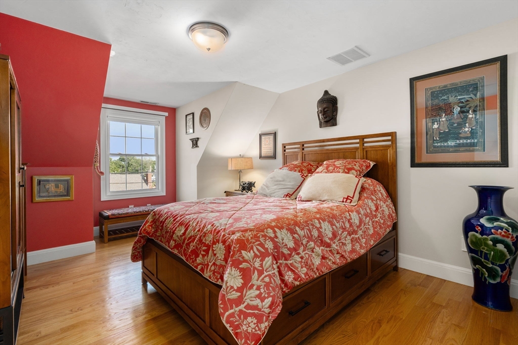 7 Swan Road Quincy, MA 02169 - Photo 15 of 23