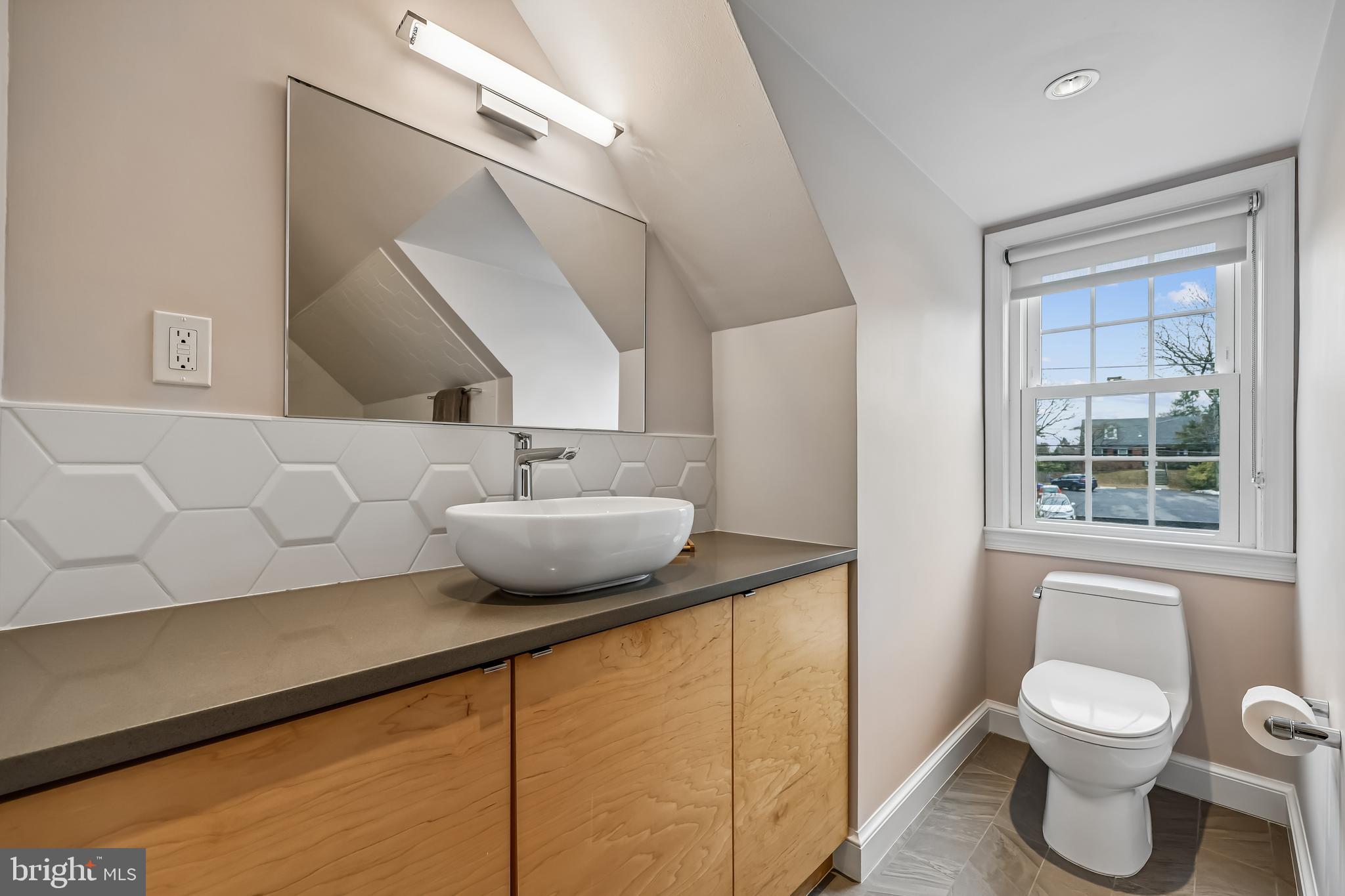 5117 Westpath Way Bethesda, MD 20816 - Photo 49 of 77 Hall Bath