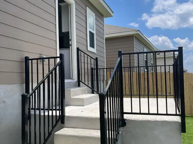 $199,990 | 627 Alterra Way, Maxwell, TX 78656