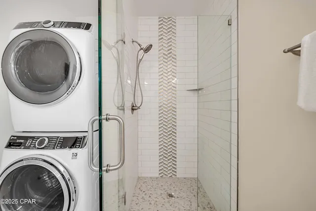 $1,850 | 5805 Hilltop Avenue, Unit 1, Panama City Beach, FL 32408