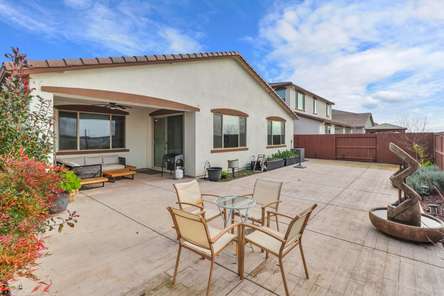 5321 Fandango Loop Roseville, CA 95747 - Photo 35 of 38 a view of a house with patio