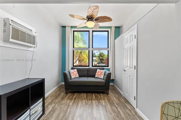 $1,700 | 2618 Monroe Street, Unit B, Hollywood, FL 33020