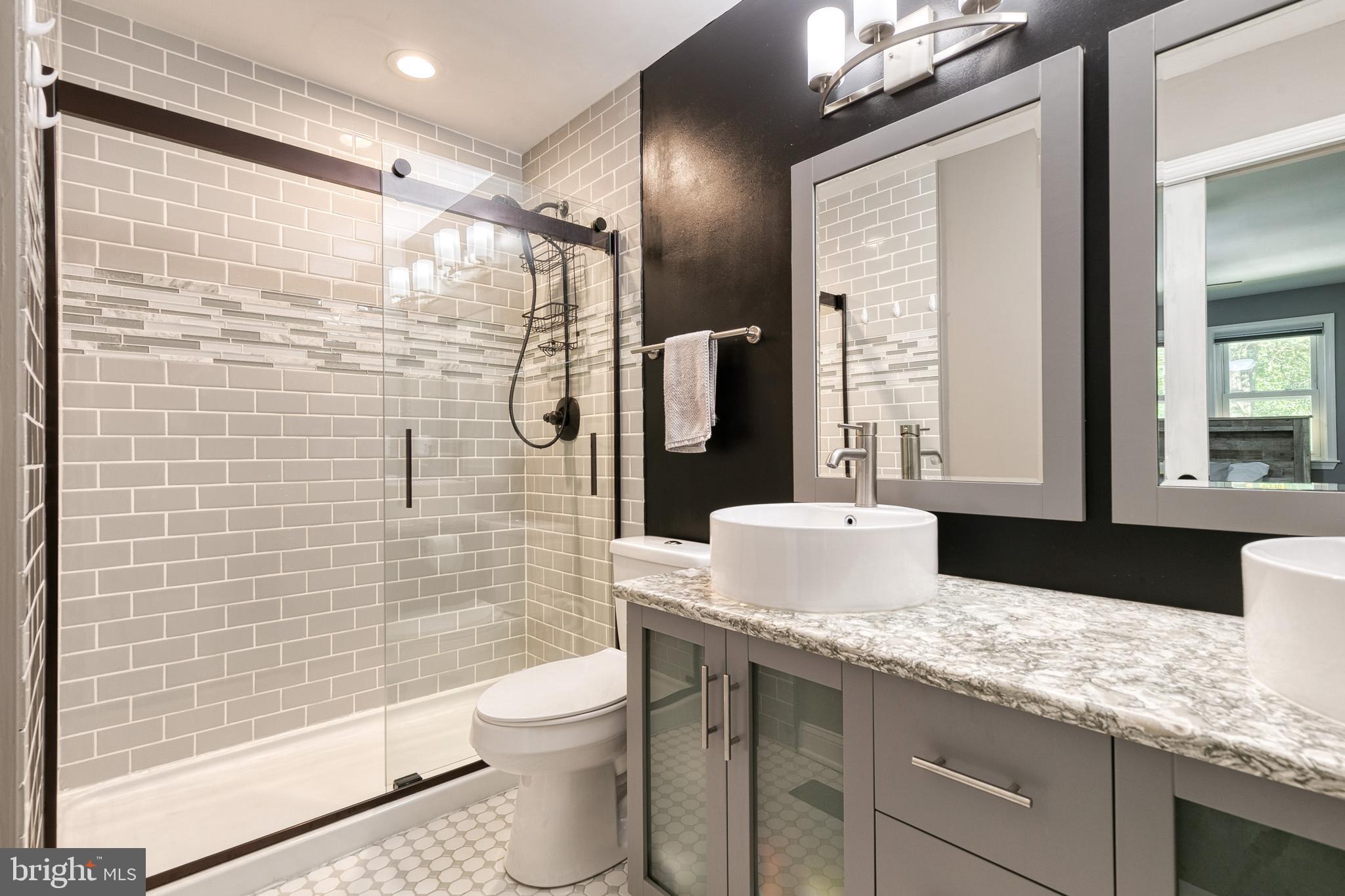 5690 Ridge Road Mount Airy, MD 21771 - Photo 17 of 39 Gallery Image 17