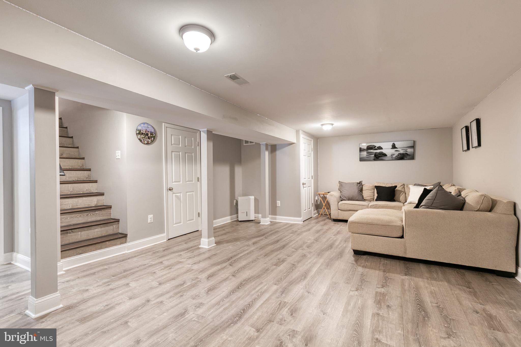 5690 Ridge Road Mount Airy, MD 21771 - Photo 22 of 39 Gallery Image 22