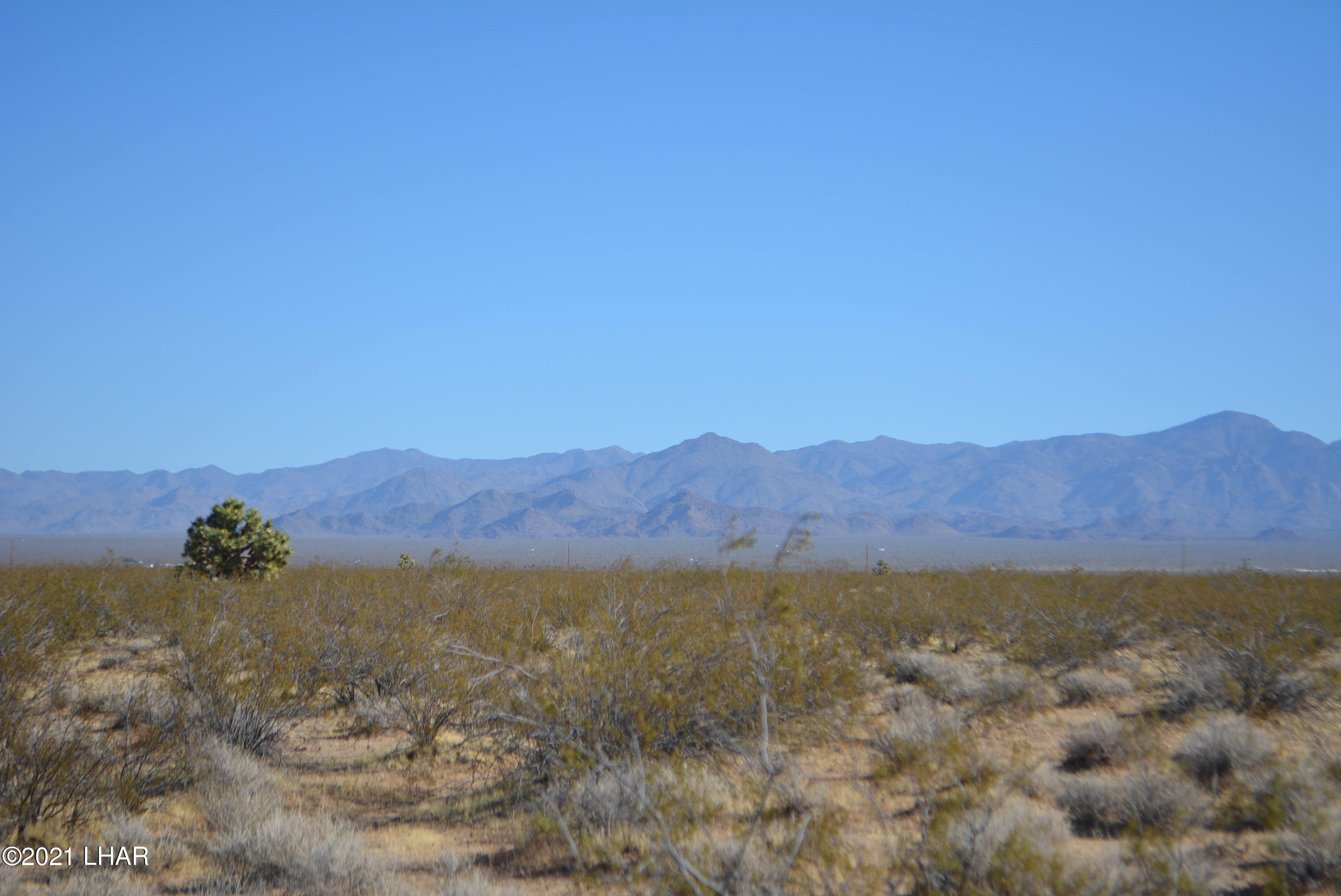 2034 South Butch Cassidy Road Yucca, AZ 86438 - Photo 19 of 29 DSC_0614