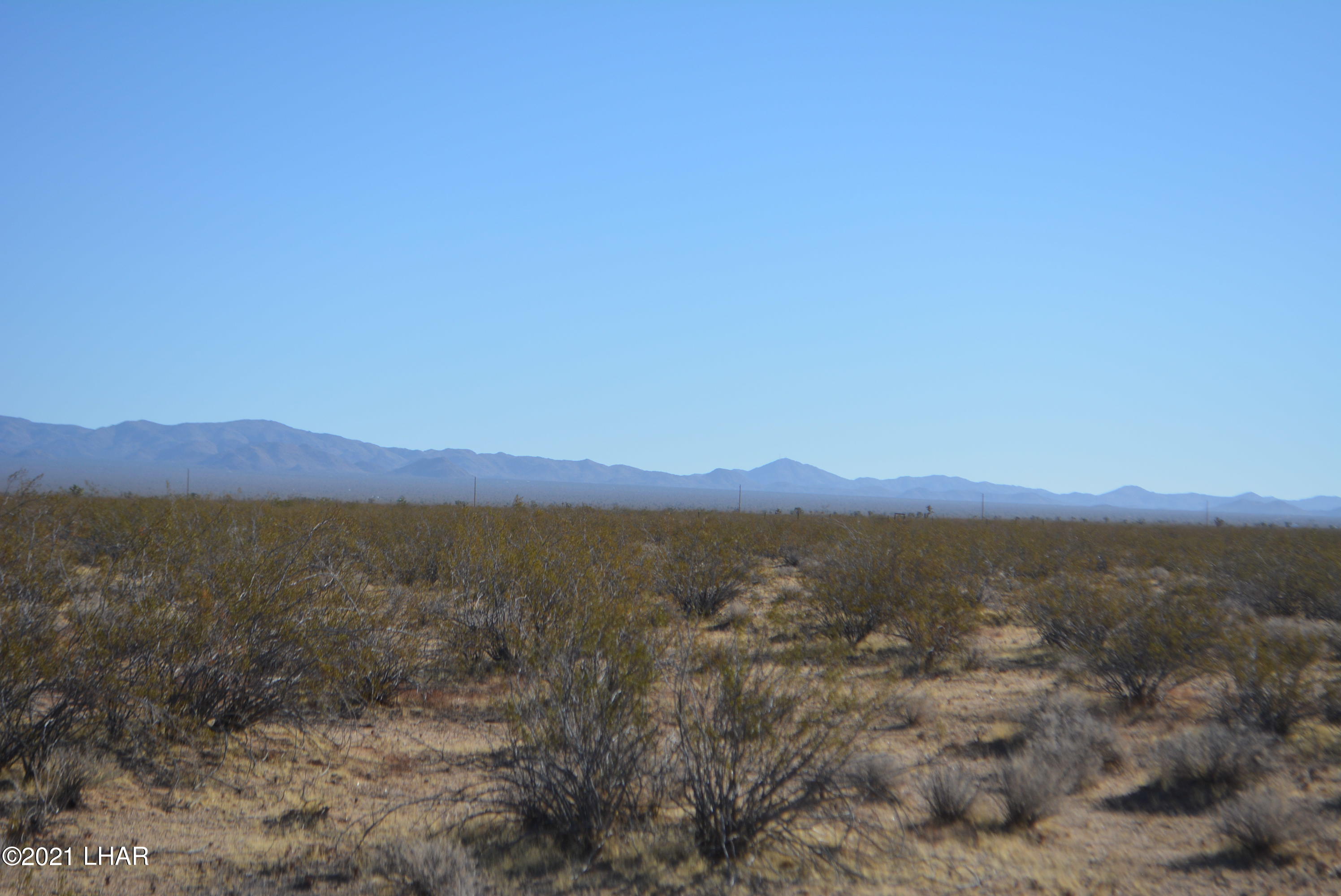 2034 South Butch Cassidy Road Yucca, AZ 86438 - Photo 22 of 29 DSC_0617