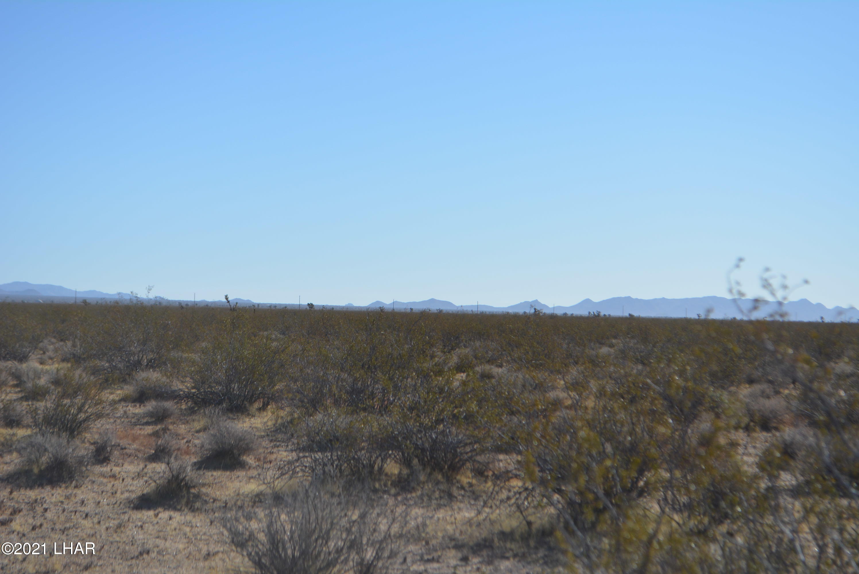 2034 South Butch Cassidy Road Yucca, AZ 86438 - Photo 24 of 29 DSC_0619