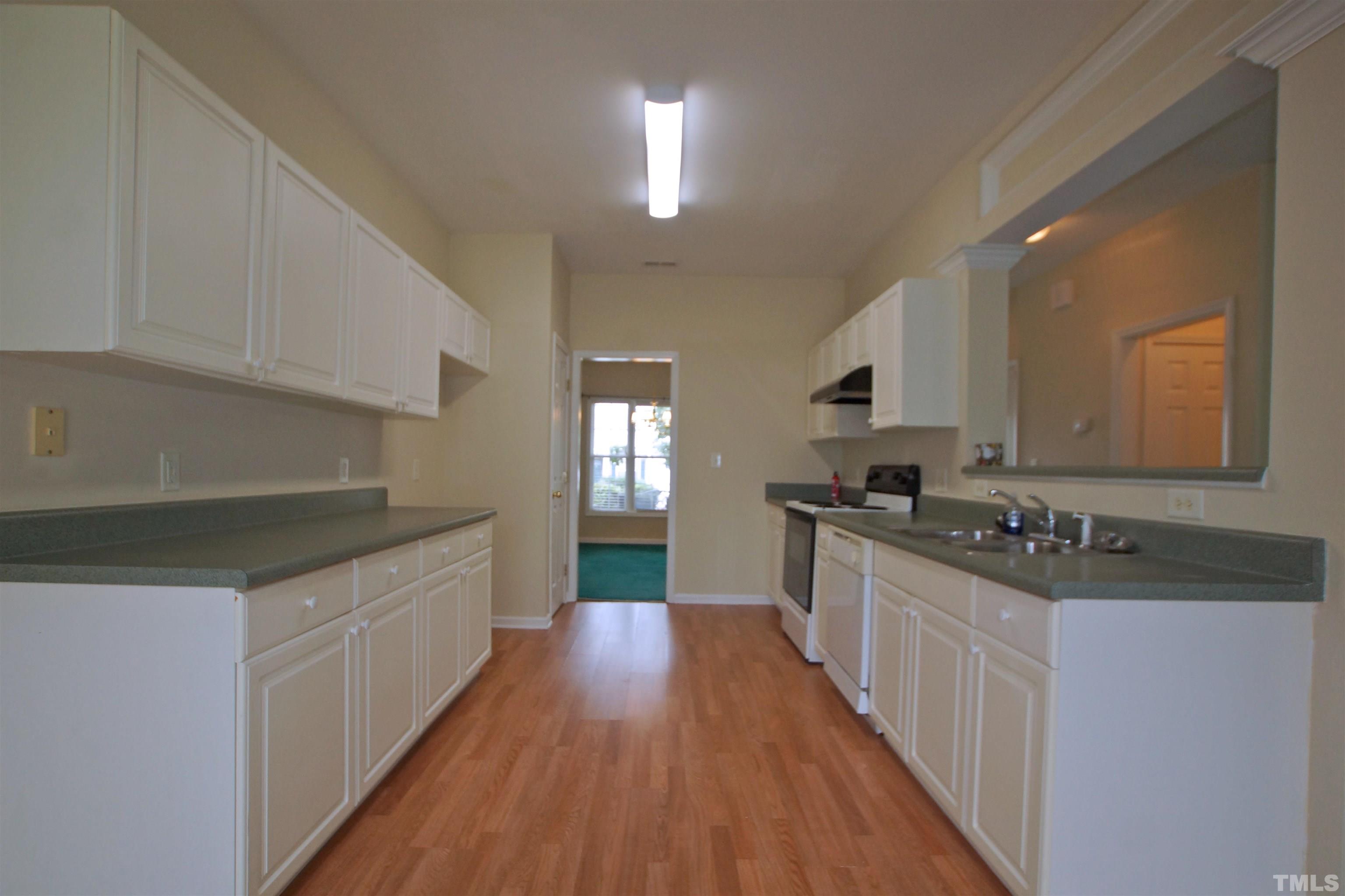 705 Trout Lilly Place Raleigh, NC 27610 - Photo 9 of 27 Gallery Image 9