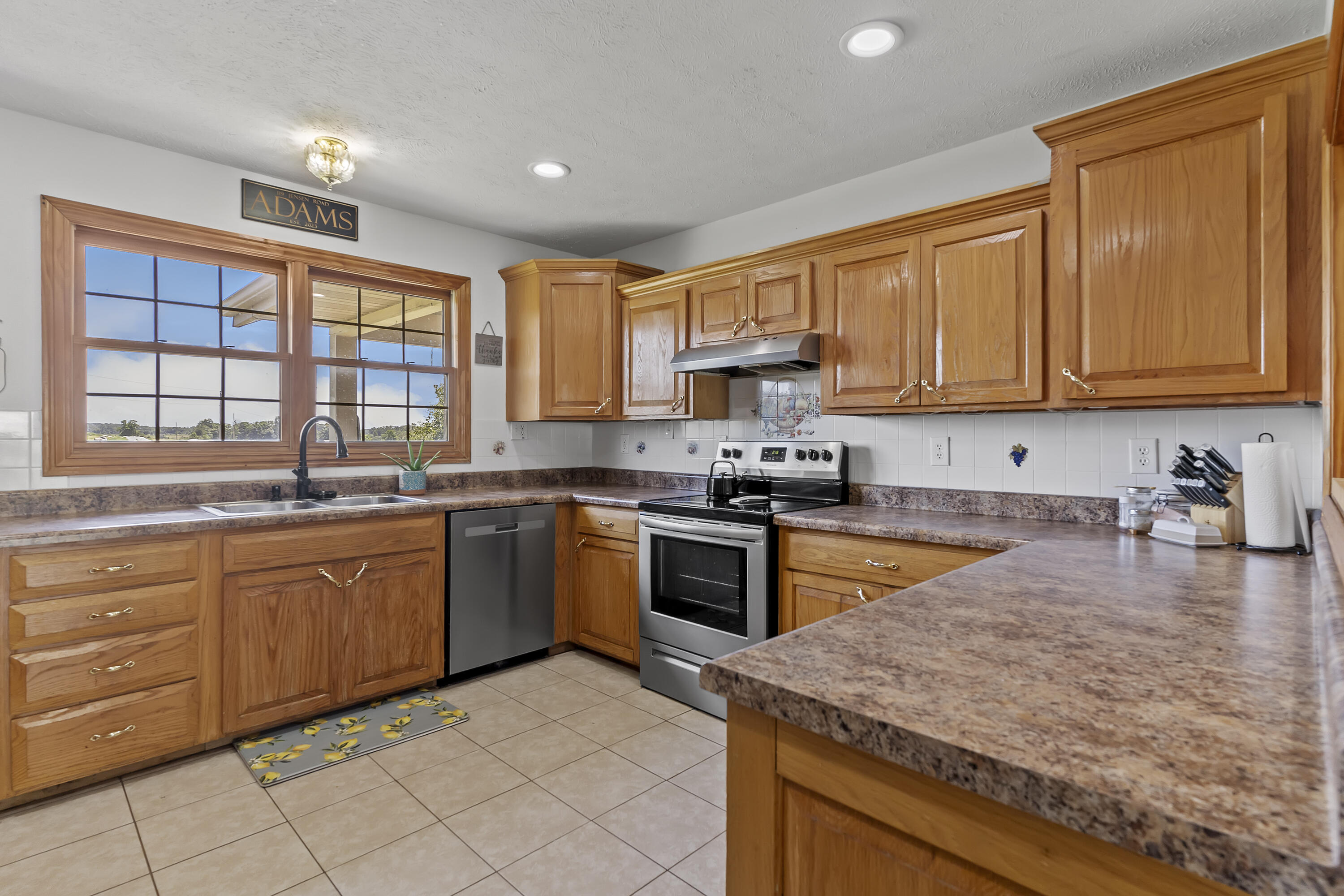 119 Jensen Road Conway, MO 65632 - Photo 11 of 42 Kitchen