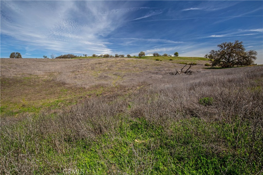 930 Windwood Road Paso Robles, CA 93446 - Photo 33 of 67 a view of an ocean beach